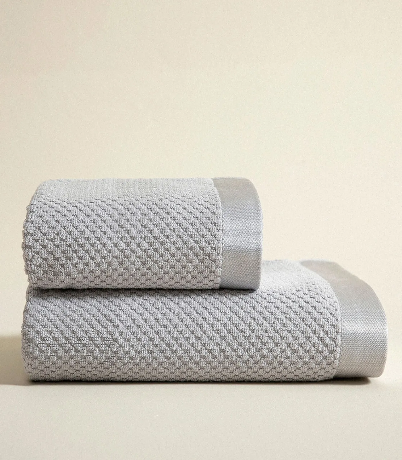 Chakra Badhanddoek Atentiva 85x150 cm Donkergrijs