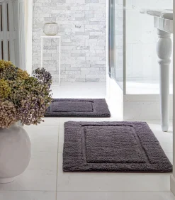 Anne de Solène Badmat | Origine · Poivre