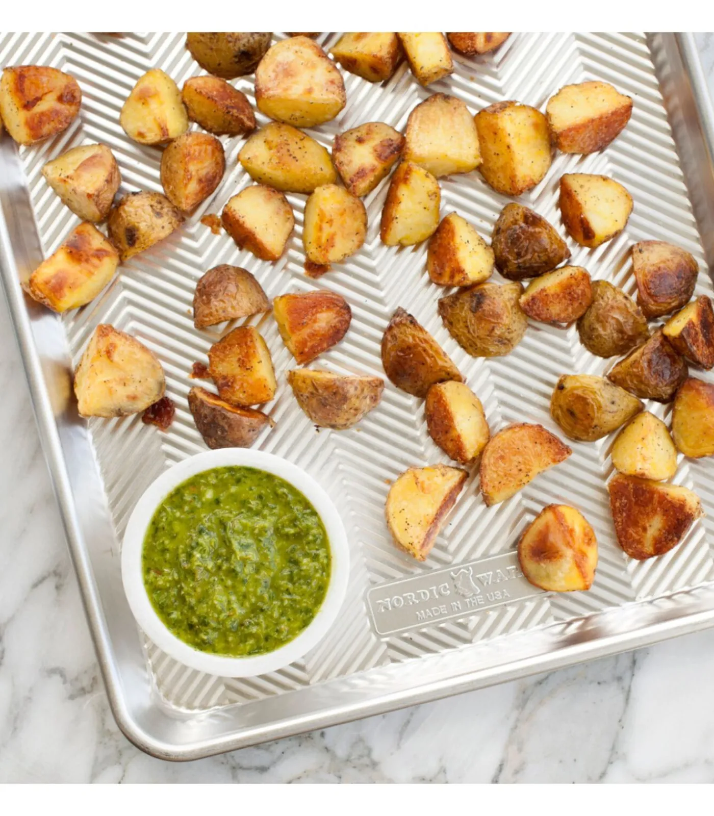 Nordic Ware Bakplaat Prism 45 x 33 cm - half sheet