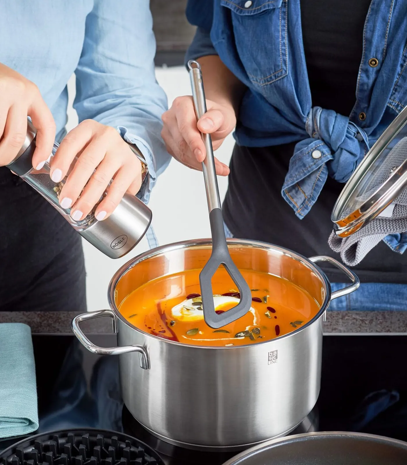 Rösle Basic Line Schuimspaan - RVS / Siliconen - 32 cm