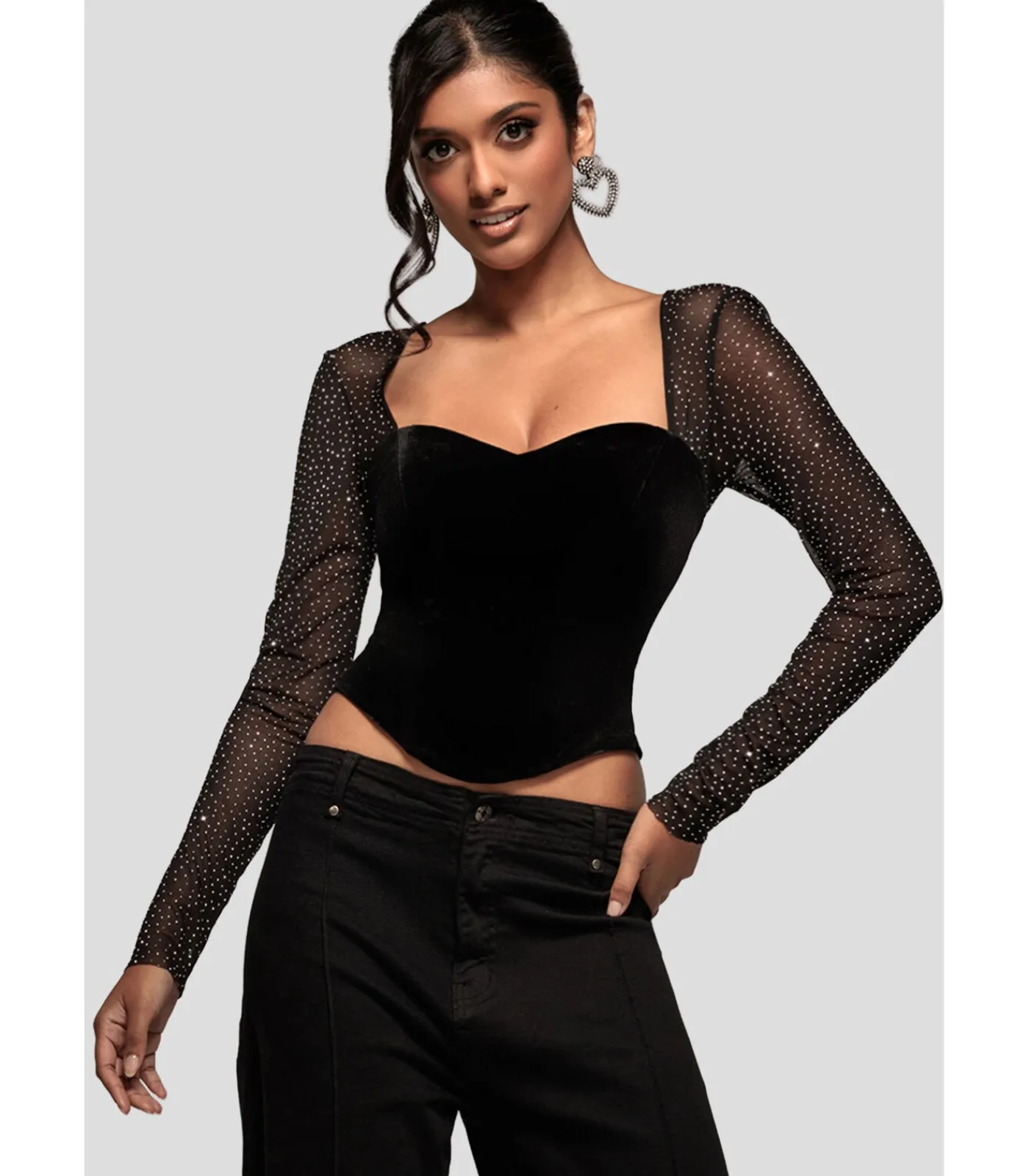 DAMES Goddiva Blouse Met Lange Mouwen “Diamante Long Sleeve Velvet Dipped Hem Top”