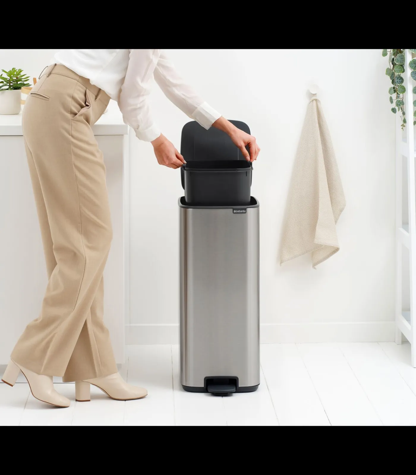 Outlet Bo Pedaalemmer, 30 liter, stil sluitend, kunststof binnenemmer - Matt Steel Fingerprint Proof Manden En Bakken