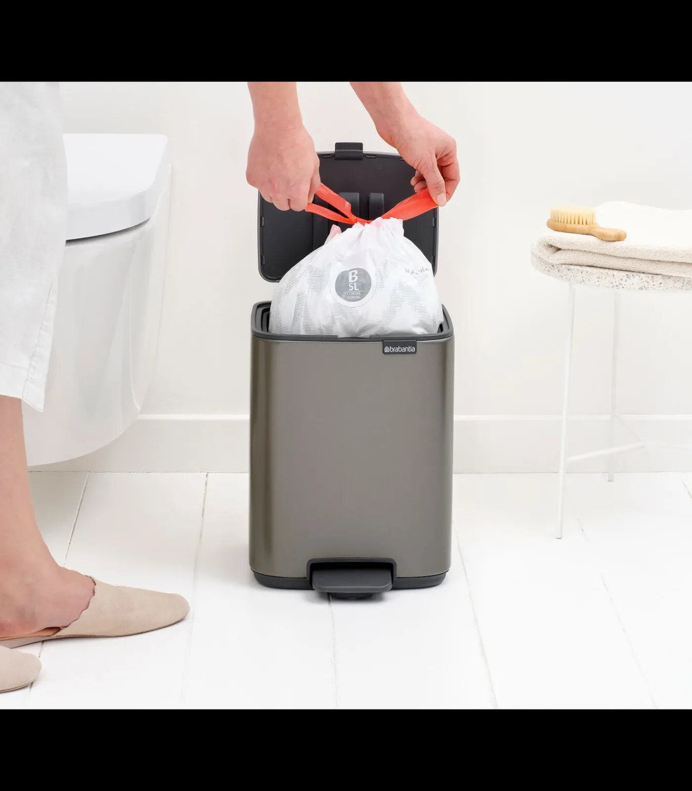 Clearance Bo Pedaalemmer, 7 liter, stil sluitend, kunststof binnenemmer - Platinum Manden En Bakken