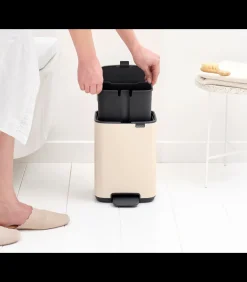Hot Bo Pedaalemmer, 4 liter, stil sluitend, kunststof binnenemmer - Soft Beige Manden En Bakken