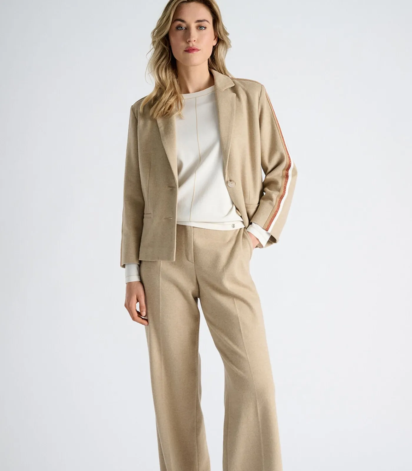 Clearance blazer met originele strepen op de schouders DAMES Maatpakken & Blazers