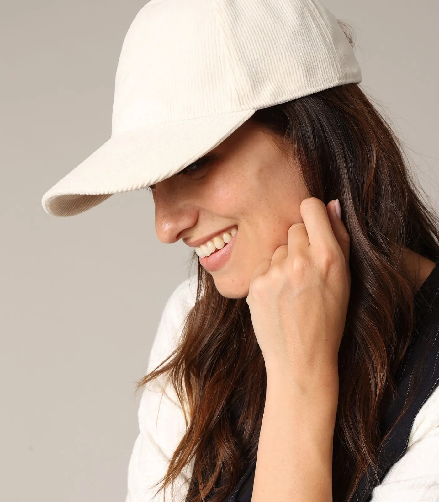 DAMES Deeluxe CAPPIE - Dames corduroy pet met gebogen klep