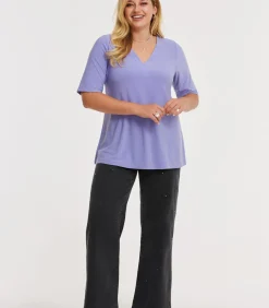 New Dames T-shirt met v-hals DAMES T-Shirts & Tops