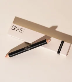 B’Kate Cosmetics Duo Highlighter James