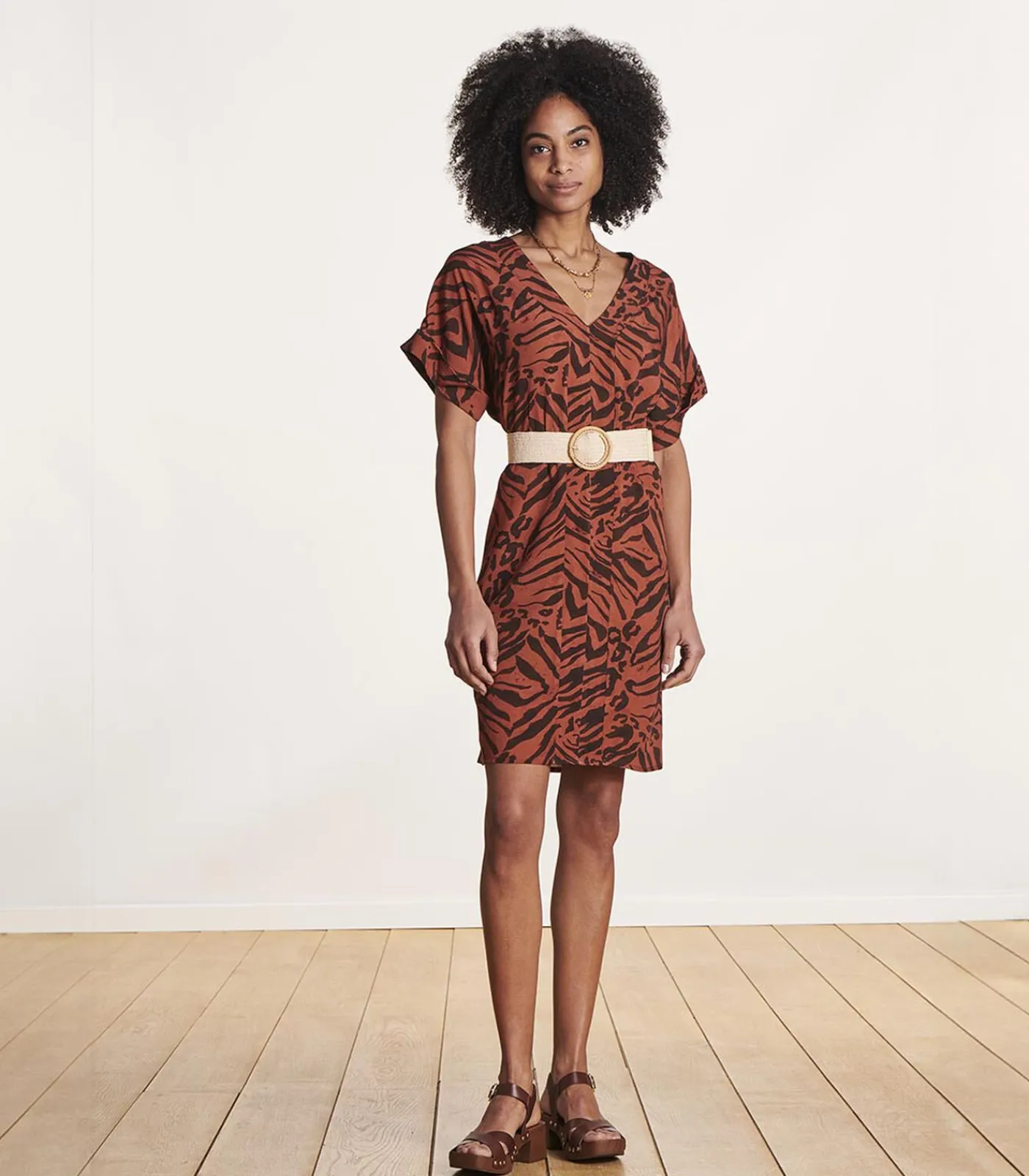 Elastische ecru riem met bamboe gesp DAMES Riemen