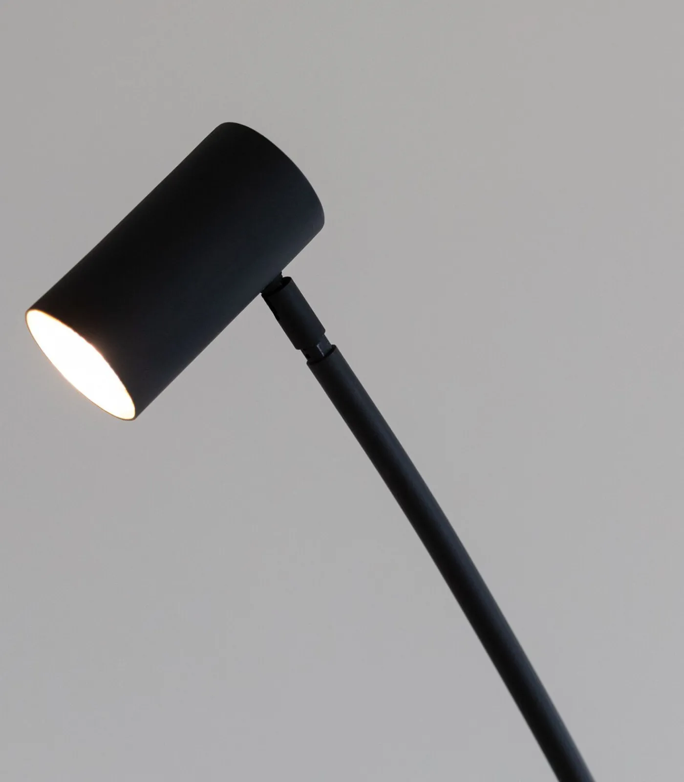 Best Floyd - Vloerlamp - Zwart Vloerlampen