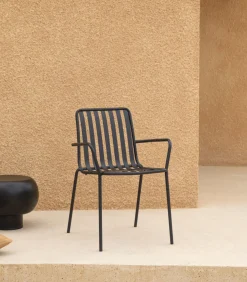 Tikamoon Gaby - Zwart metalen tuinstoel