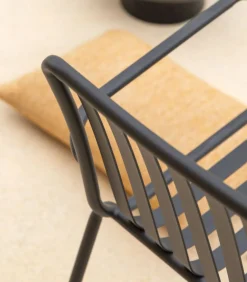 Tikamoon Gaby - Zwart metalen tuinstoel