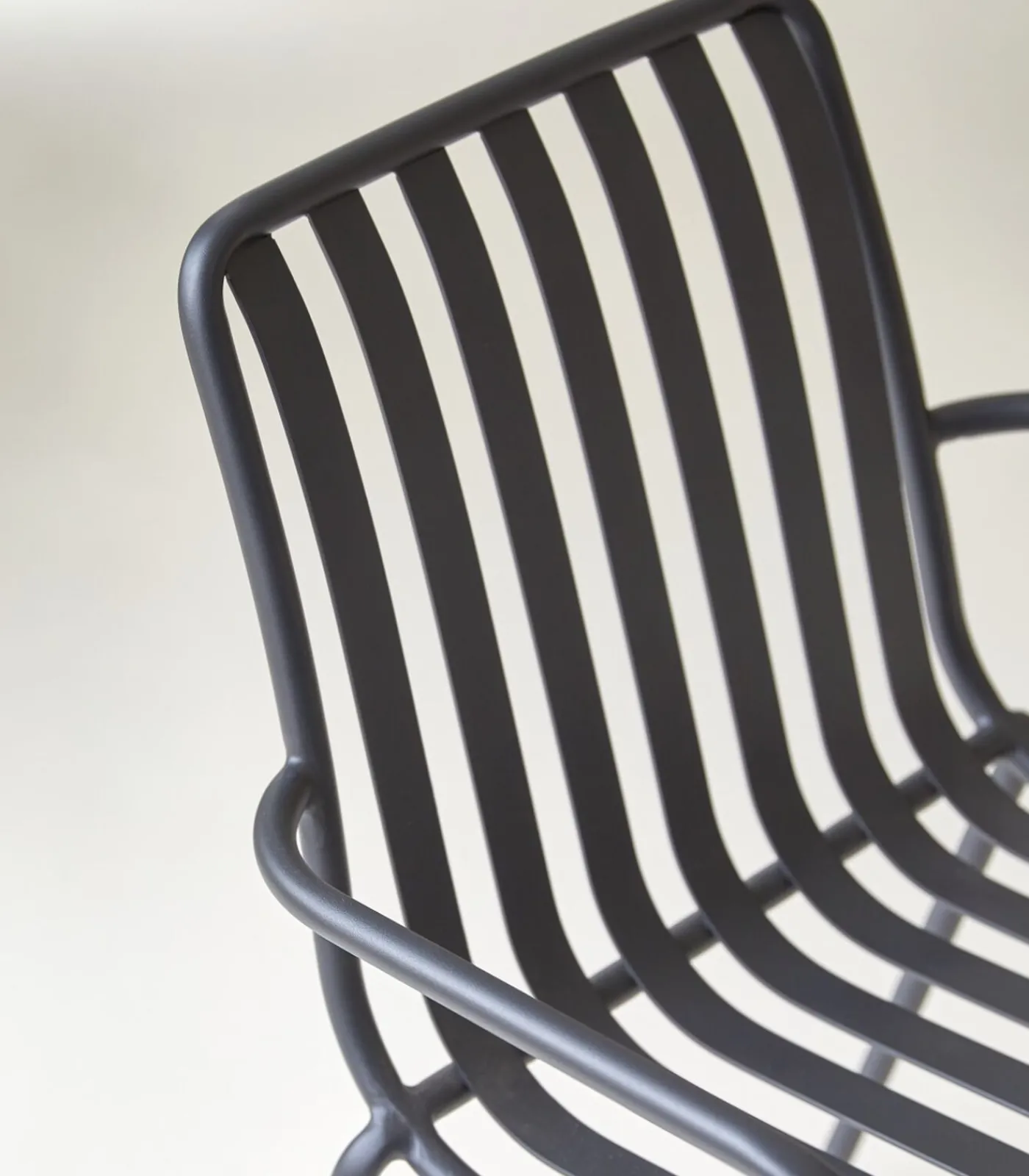 Hot Gaby - Zwarte metalen fauteuil Stoelen