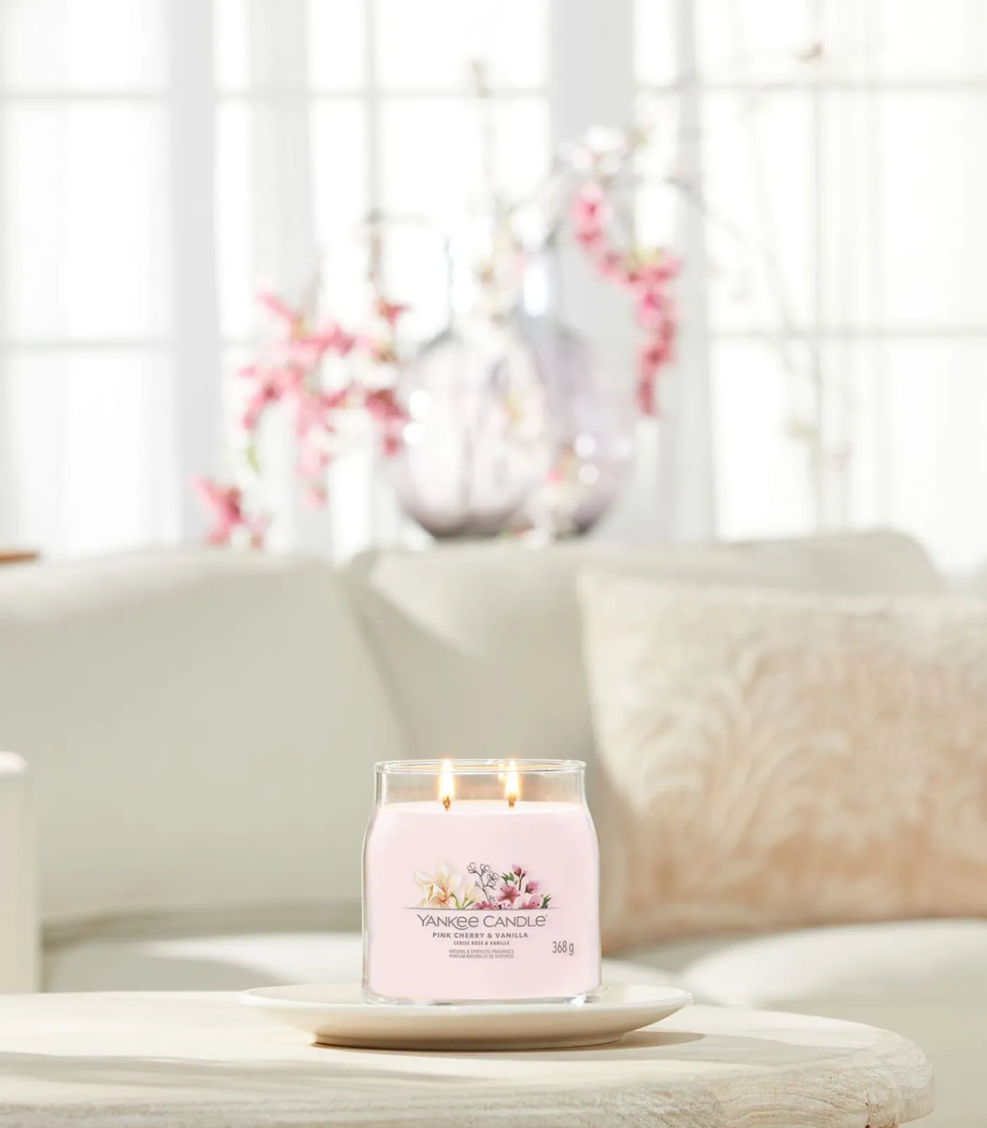 Yankee Candle Geurkaars Pink Cherry & Vanilla Signature Medium Jar