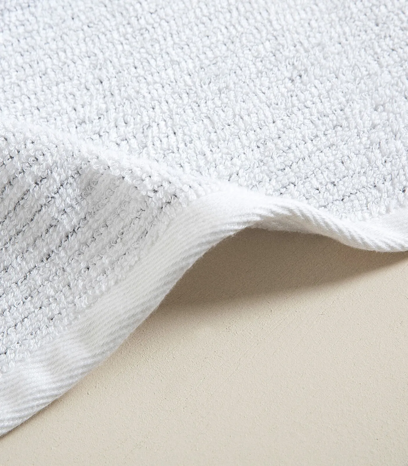 Best Gezichtshanddoek Felipe 50x90 cm Wit Handdoeken