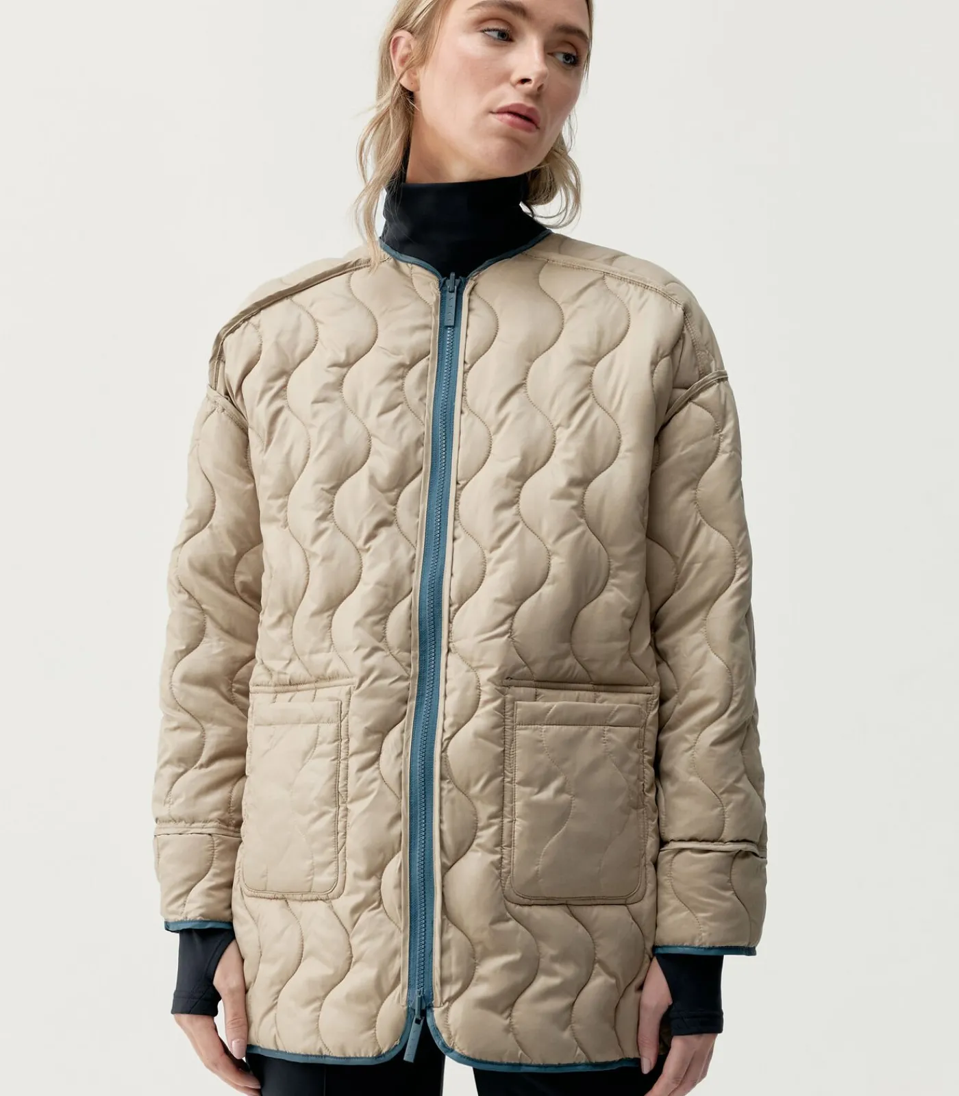 DAMES Born Living Yoga Jasje Yasu