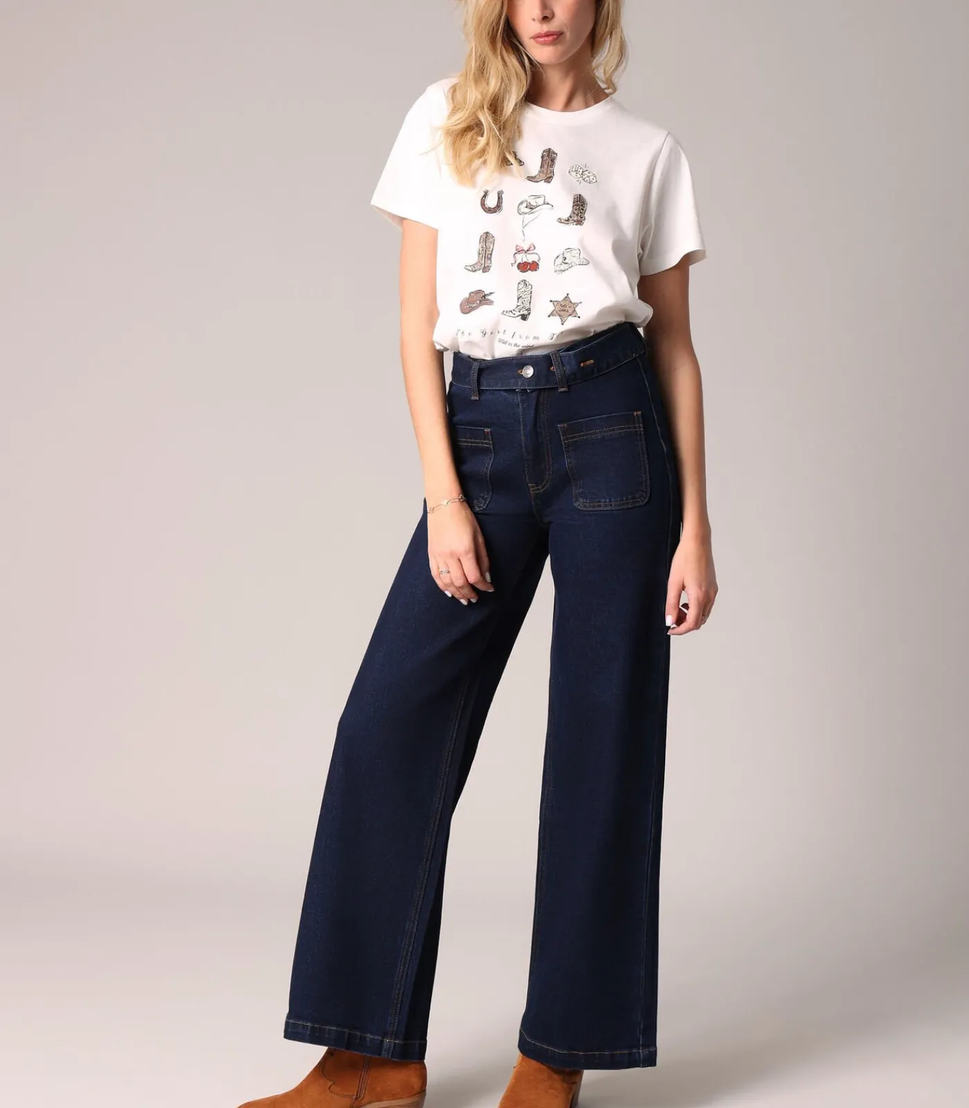 DAMES Deeluxe KAMI - Bootcut jeans met hoge taille