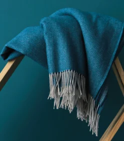 Outlet KATMANDOU bleu paon - Plaid Merino Bedspreien