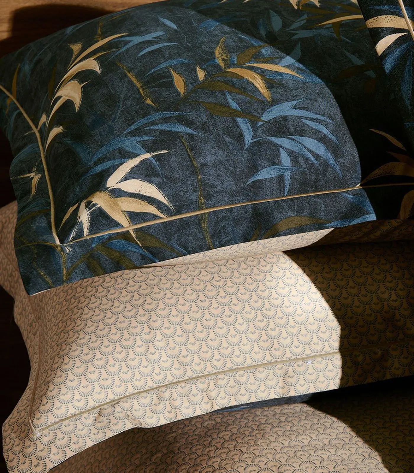 Anne de Solène Kussensloop | Contemplation