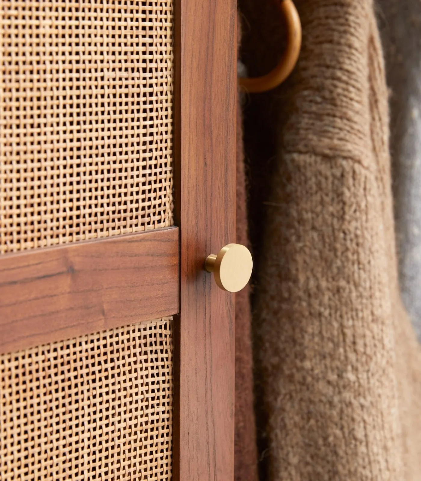 New Lisbeth - Kast van iepenhout en riet Meubels