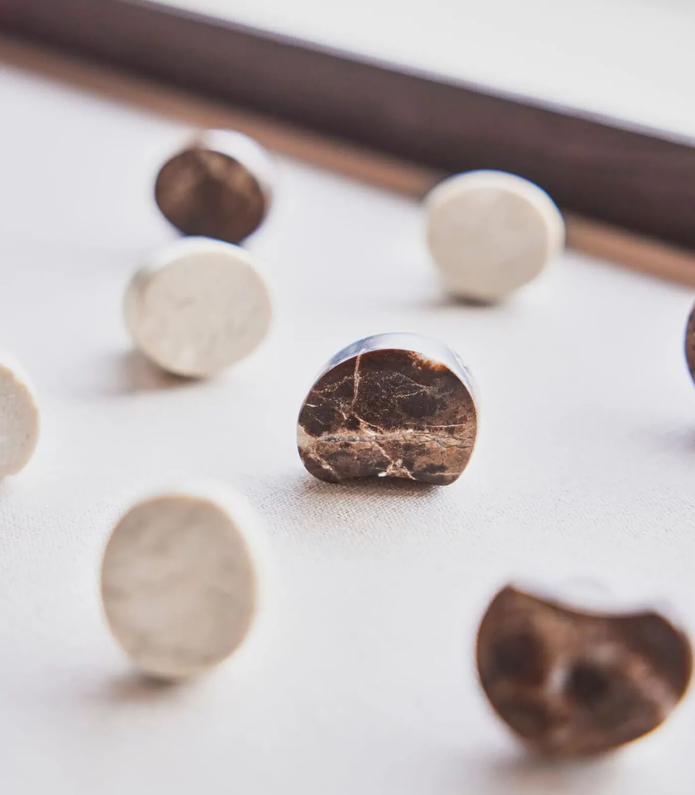 New Marmeren kapstokhaak Organiseren