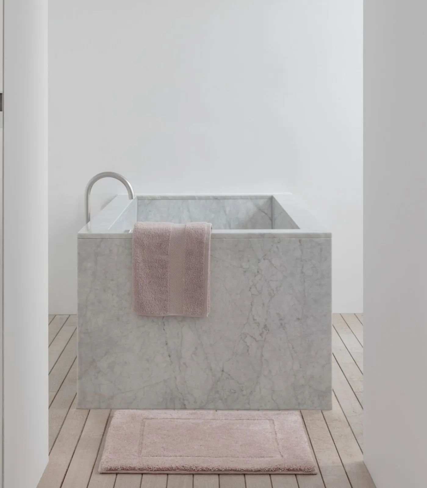 Discount Orlando Antislip Badmat Misty Pink Bad-& Douchematten