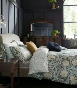 William Morris at Home Pimpernel Indigo Dekbedovertrek