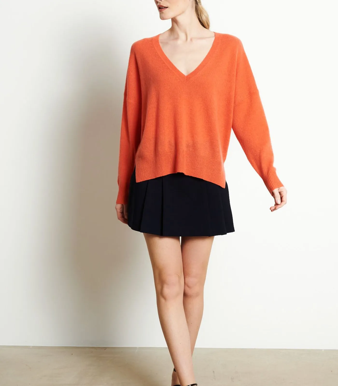 Outlet RIA 3 Diepe V-Hals Trui - 100% kasjmier DAMES Truien & Cardigans