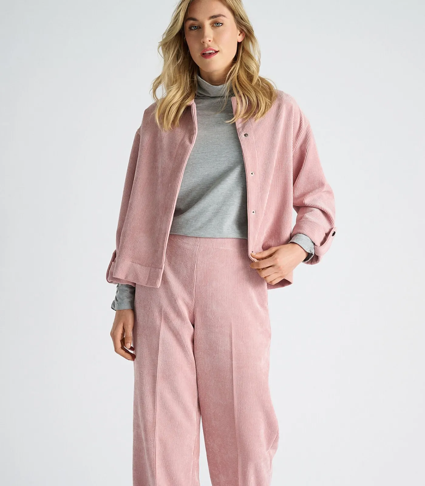 Outlet Roze bloesjasje in velours DAMES Maatpakken & Blazers