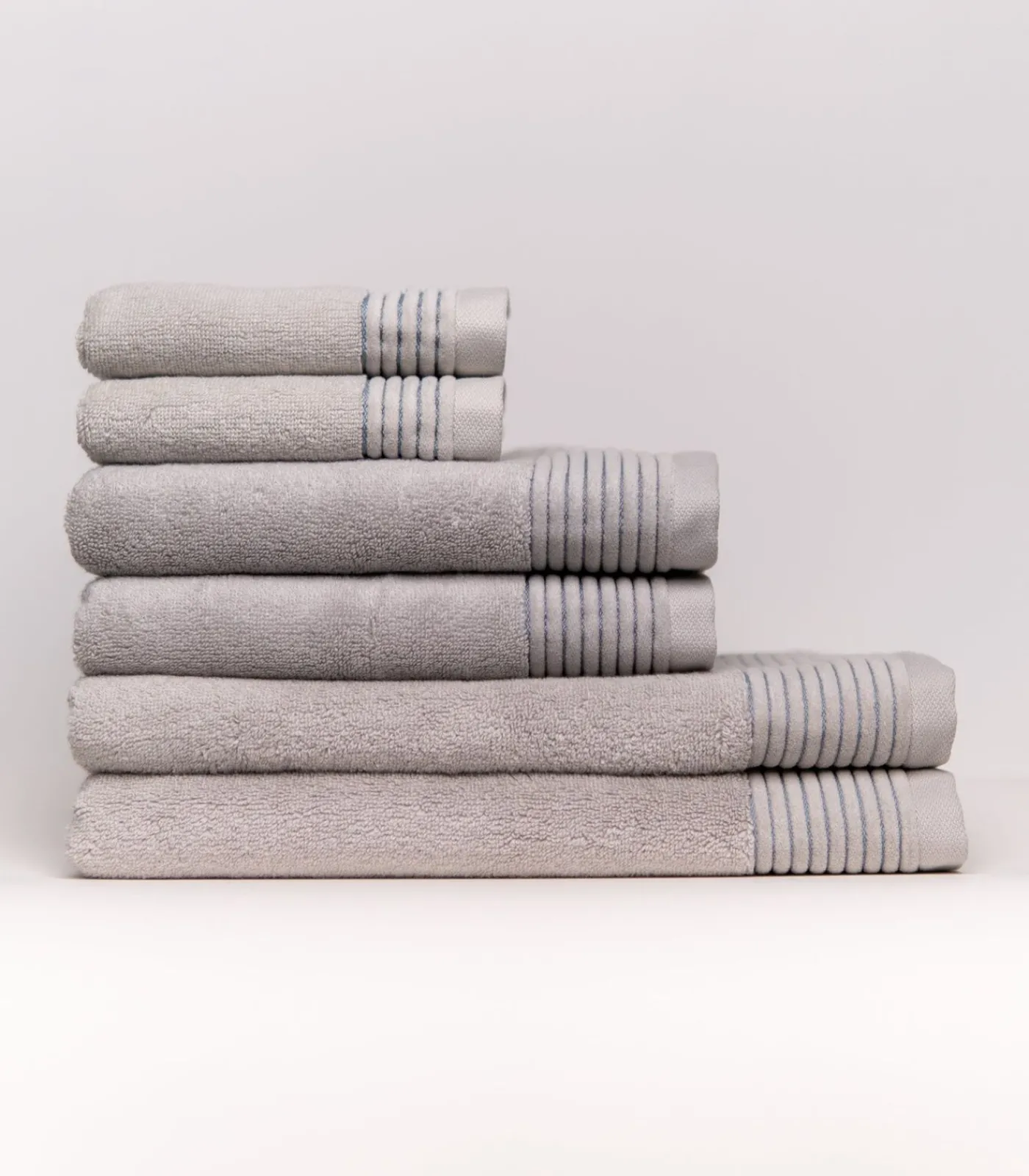 SOWL Set van 6 Premium Handdoeken SILVER MIST (2-33x50cm, 2-50x100cm, 2-70x140cm)