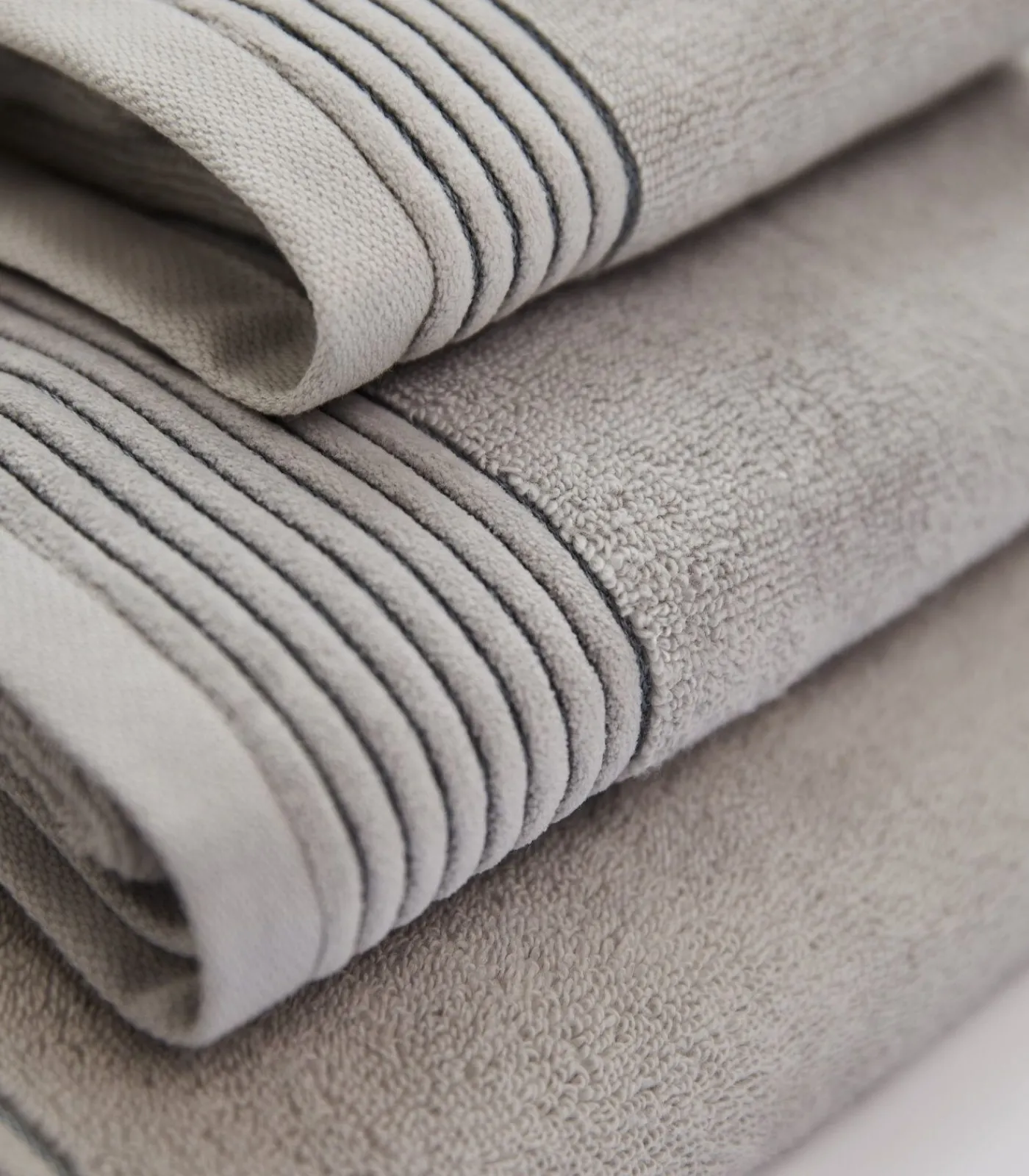 SOWL Set van 6 Premium Handdoeken SILVER MIST (2-33x50cm, 2-50x100cm, 2-70x140cm)