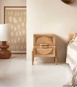 Tikamoon Sina - Nachtkastje van massief mangohout en rotan