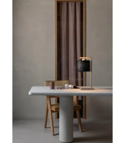 It's about RoMi Tafellamp Boston - Bruin - 17x18x44cm