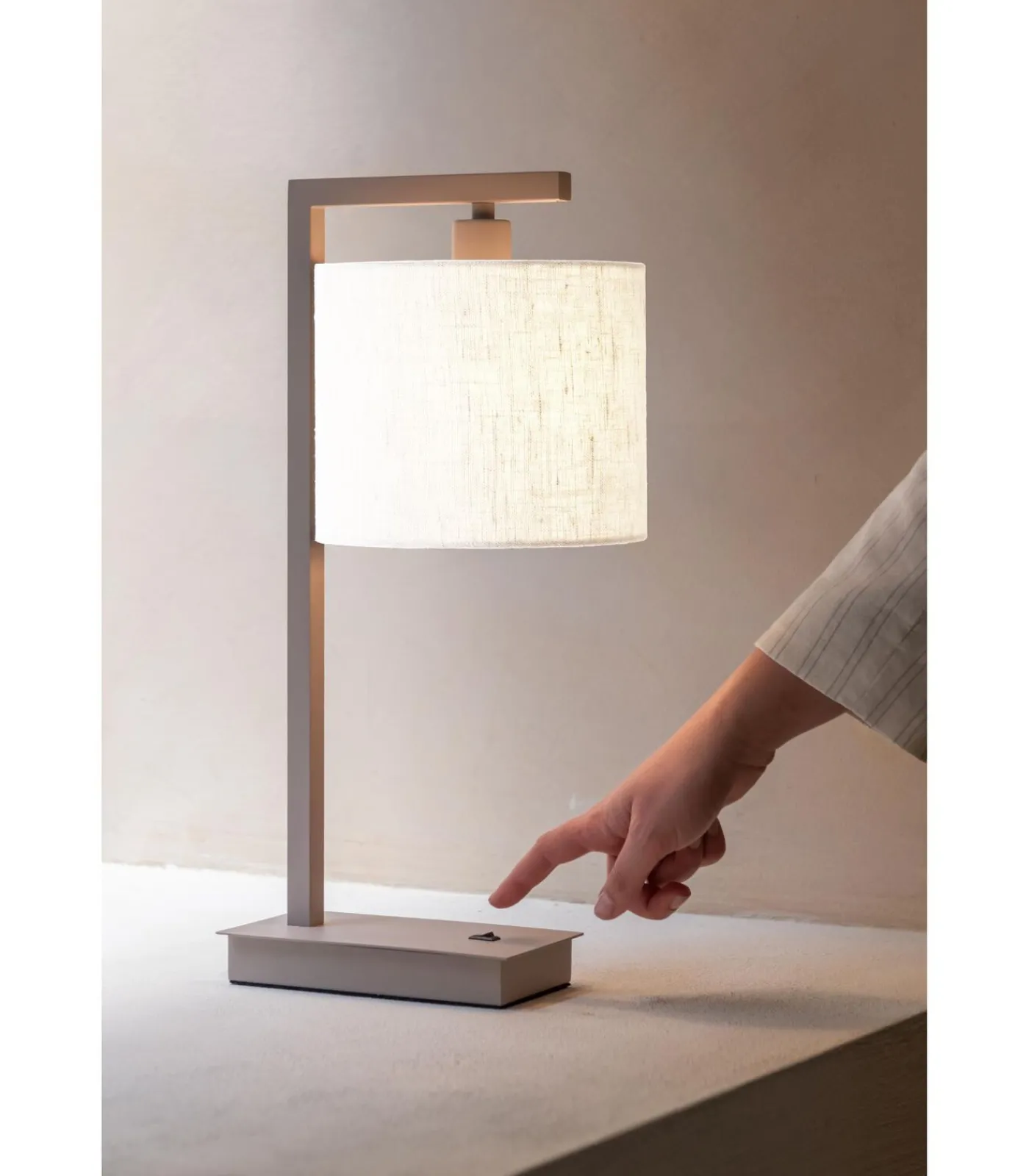 Online Tafellamp Boston - Bruin - 17x18x44cm Tafellampen