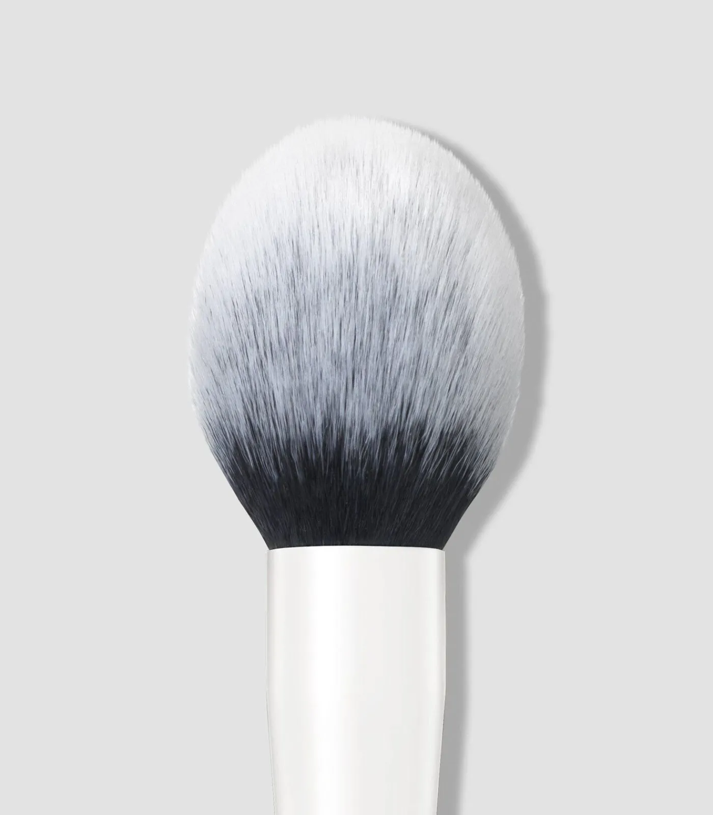 IsaDora The Blusher Brush