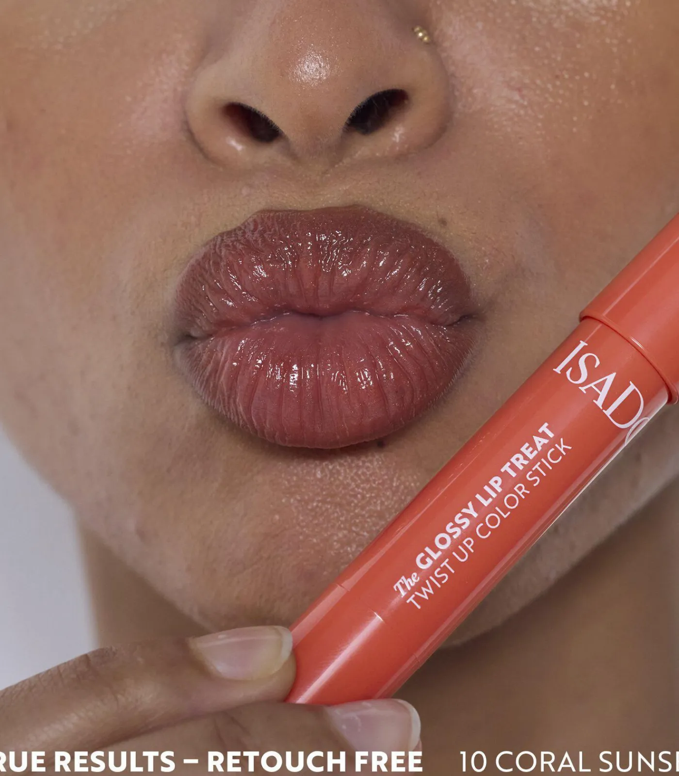 IsaDora The Glossy Lip Treat Twist Up Color Stick