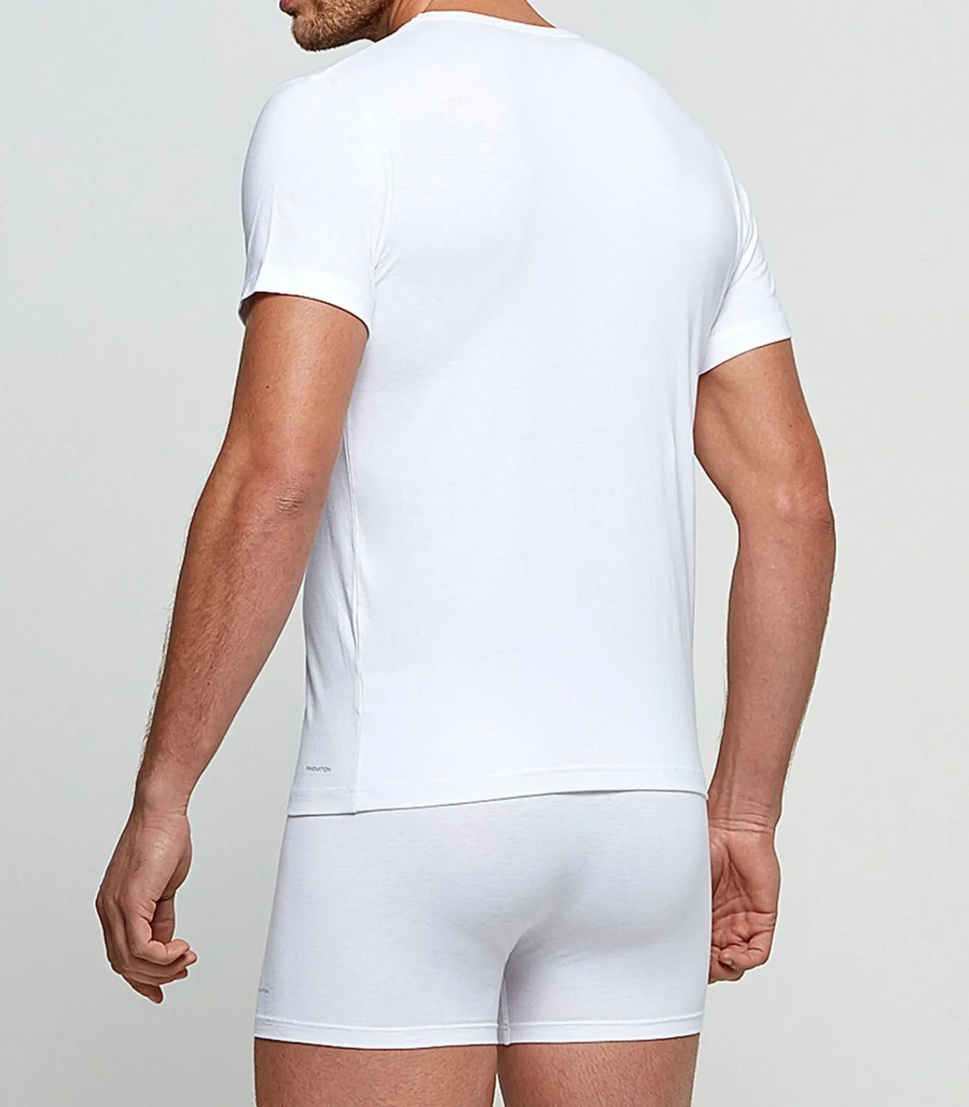 New T-shirt met V-hals met innovatieve temperatuurregeling Heren Thermisch Ondergoed