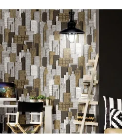 New Urban Friends & Coffee Behang stadsappartementen wit en goudkleurig Decoratie