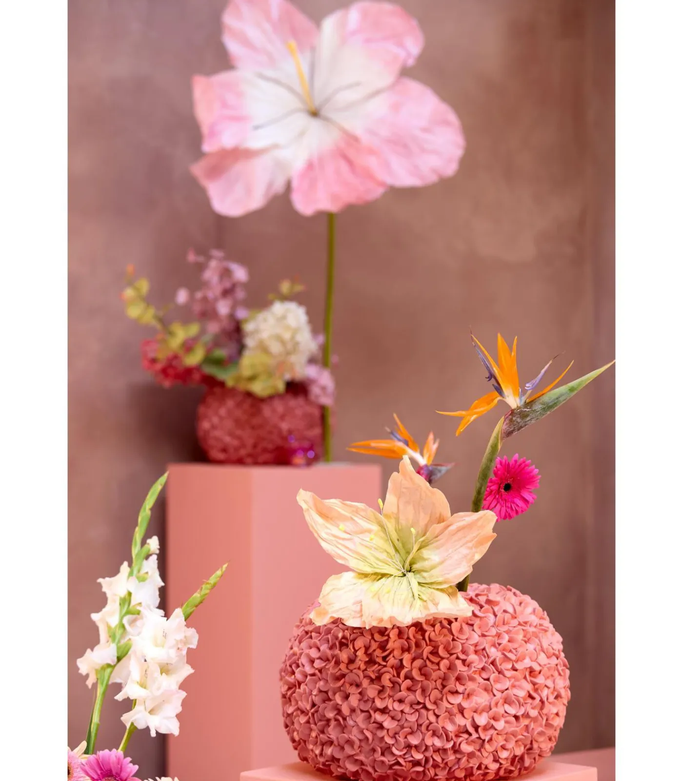 Light & Living Vaas Phylia - Koraalrood - 47.5x47.5x30cm