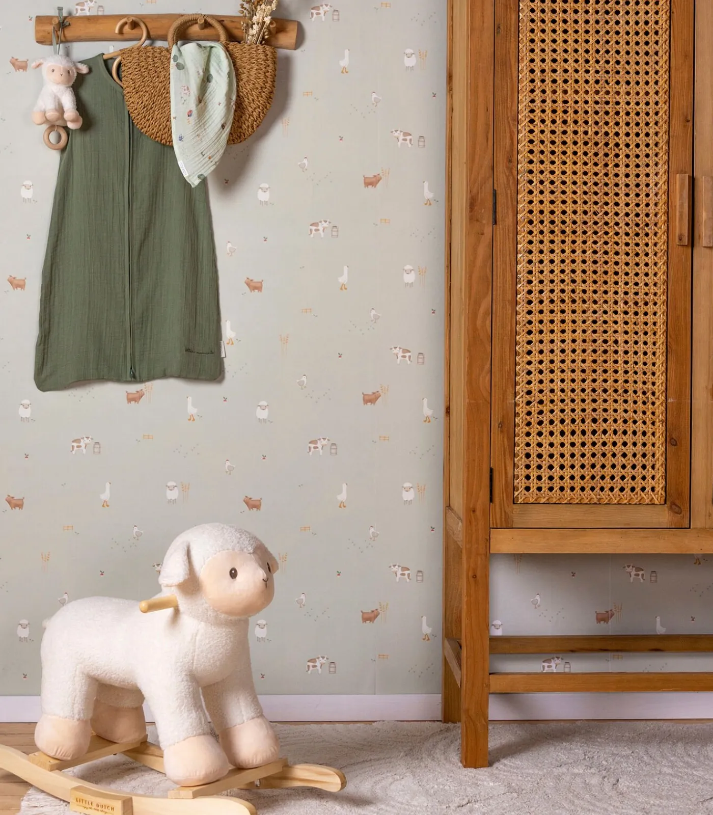 Best Vliesbehang Little Farm Groen Wanddecoratie