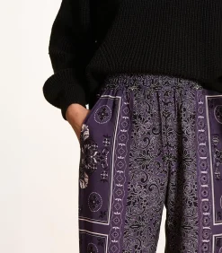 Hot Vloeiende broek in pruimkleurige twill met sjaalprint DAMES Broeken & Shorts