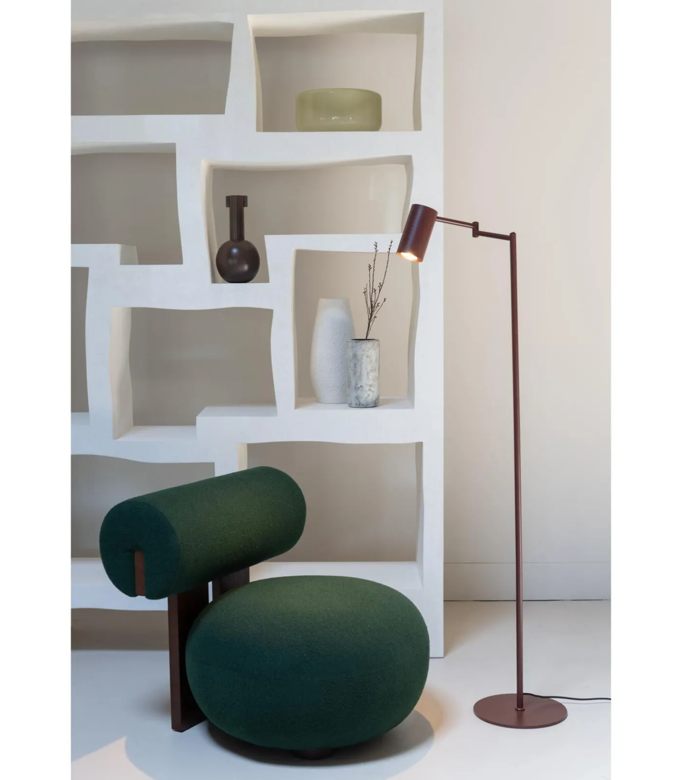 It's about RoMi Vloerlamp Bilbao - Rood - 53x28x154cm