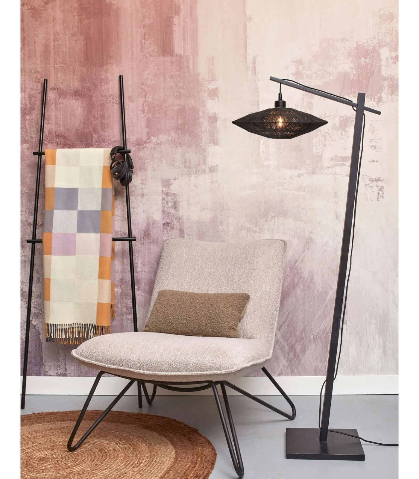 GOOD &MOJO Vloerlamp Iguazu - Bamboe/Jute Zwart - 62x40x150cm