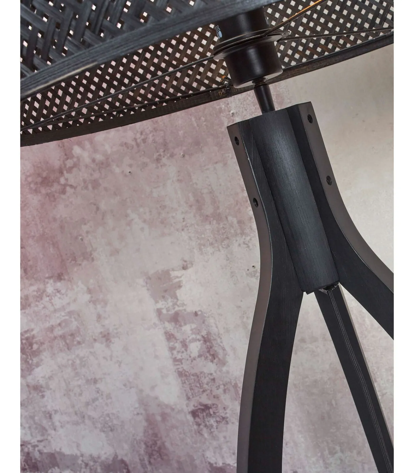 Hot Vloerlamp Java - Bamboe Zwart - 50x50x145cm - Driepoot Vloerlampen