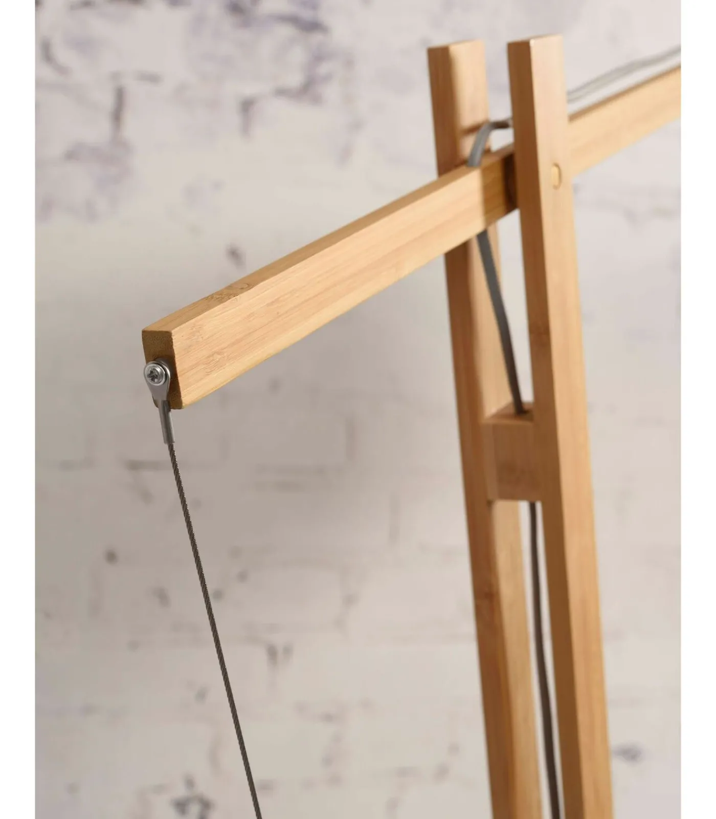 GOOD &MOJO Vloerlamp Java - Bamboe/Zwart - 175x50x207cm