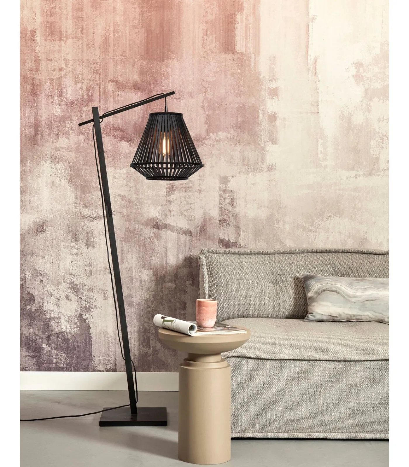 GOOD &MOJO Vloerlamp Merapi - Bamboe Zwart - 57x30x150cm