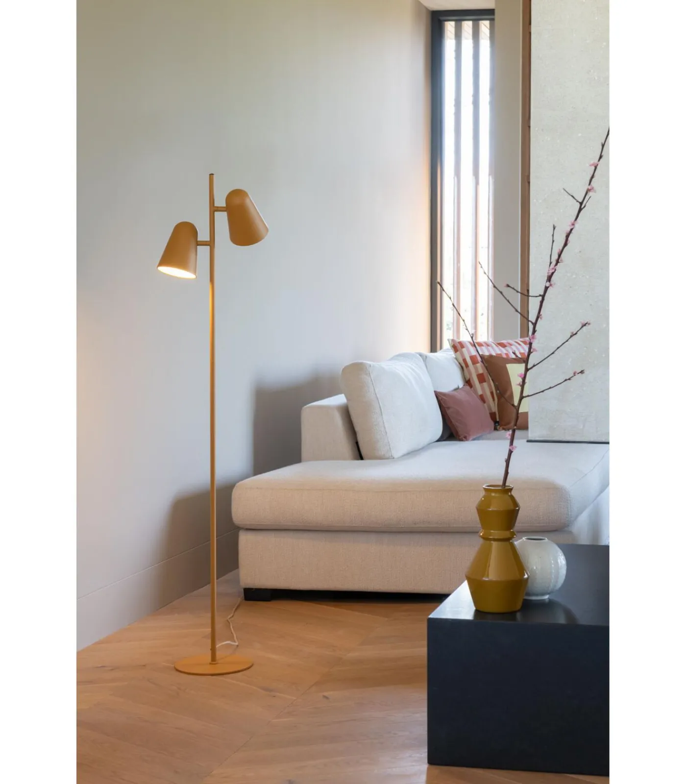 It's about RoMi Vloerlamp Salamanca - Geel - 28x28x145cm