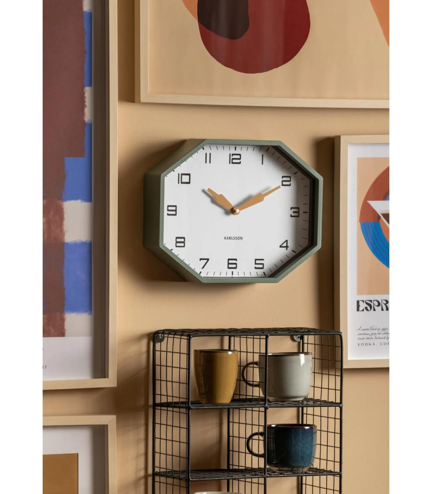 Outlet Wandklok Modern Factory Octagon - Groen - 32x32x26cm Klokken