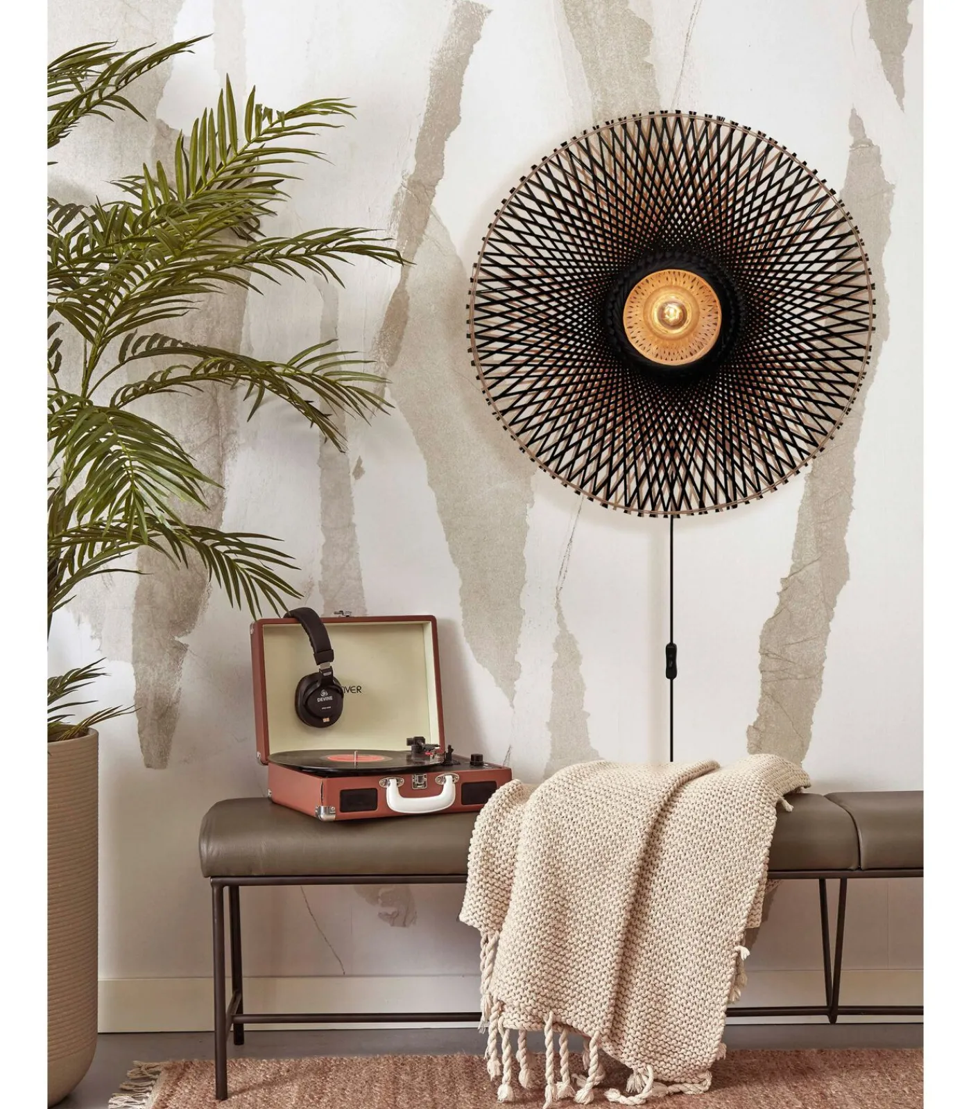 GOOD &MOJO Wandlamp Kalimantan - Bamboe/Zwart - Ø87cm