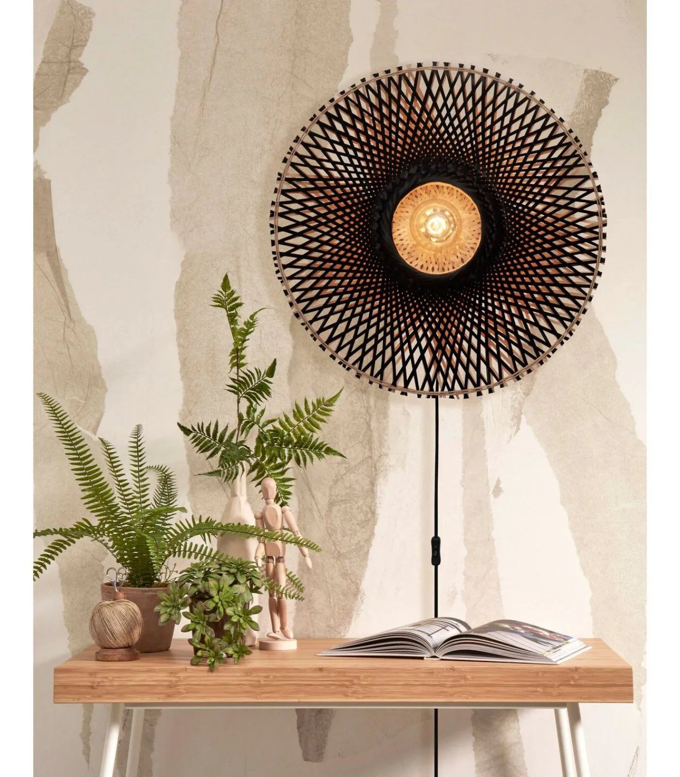 GOOD &MOJO Wandlamp Kalimantan - Bamboe/Zwart - Ø60cm